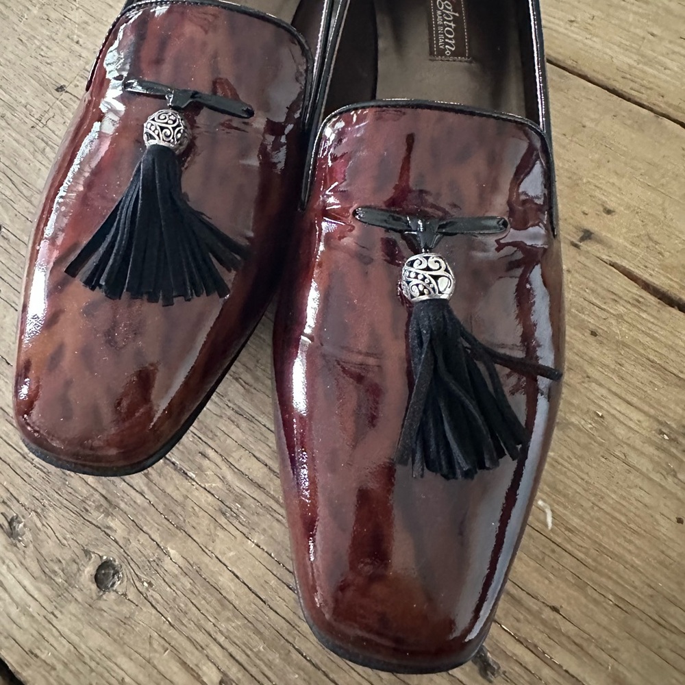 Brighton Noho Loafers - Size 10
Cheetah Patent Black Tassel Loafers.